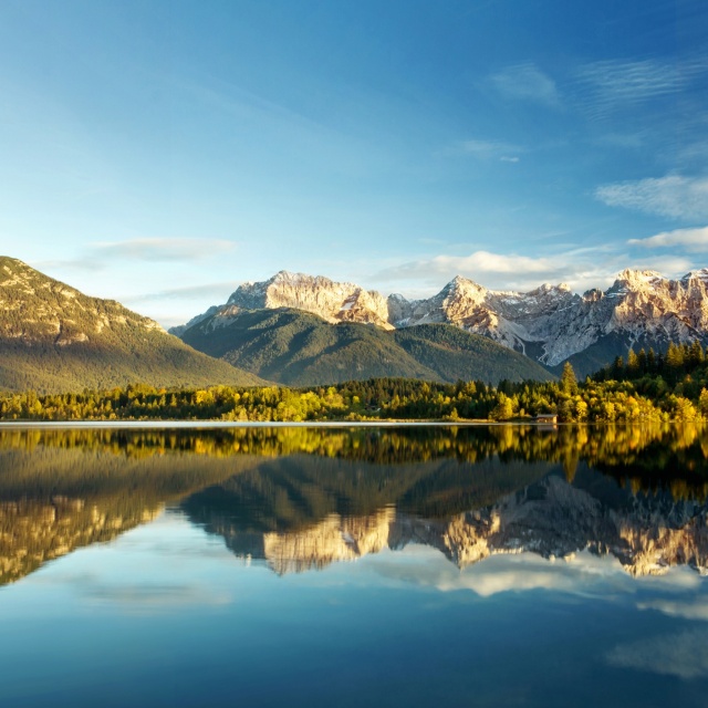 ipad_air_22783_landscape_mountains_and_lake